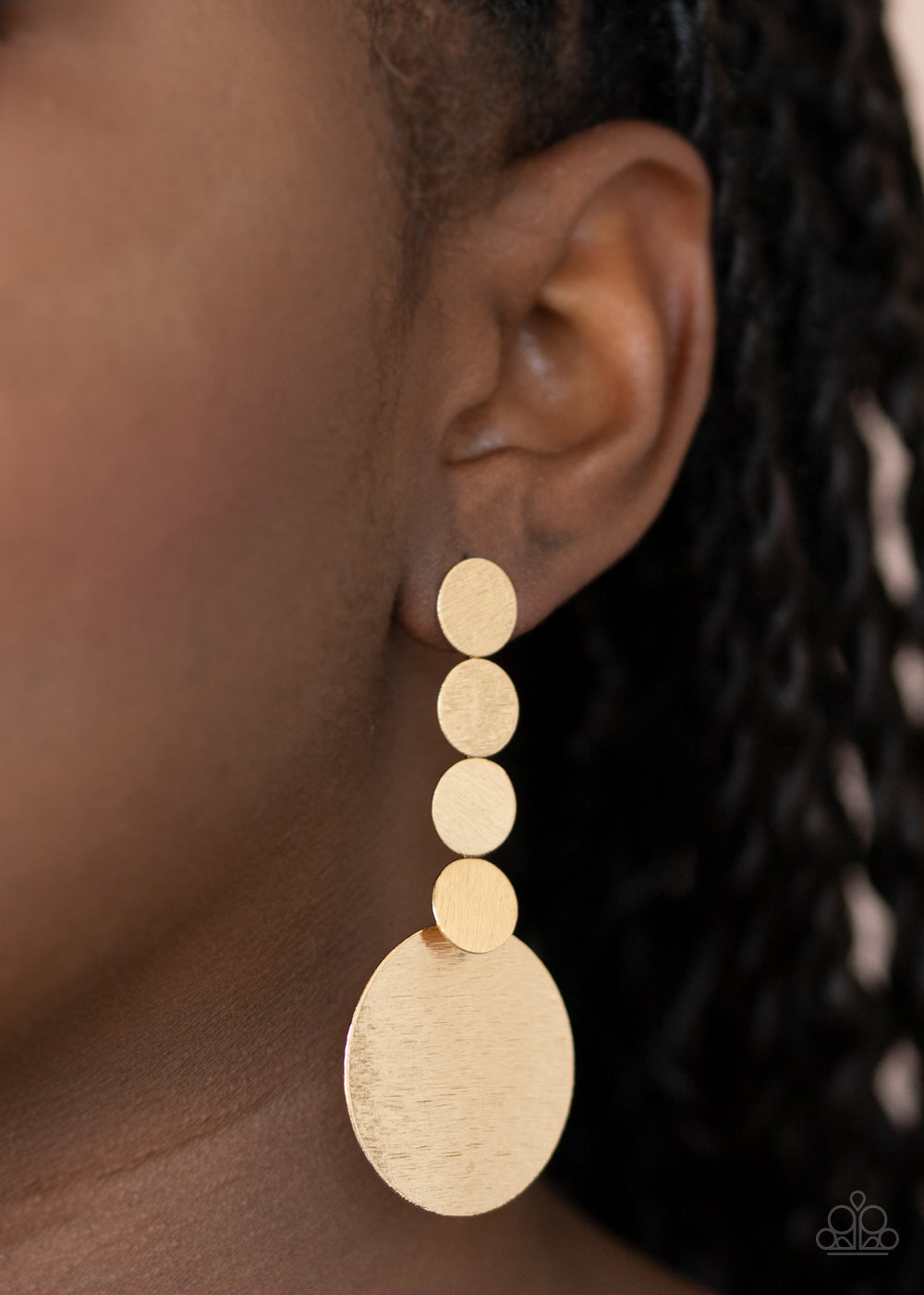 Paparazzi Idolized Illumination - Gold Earrings - Pusher P