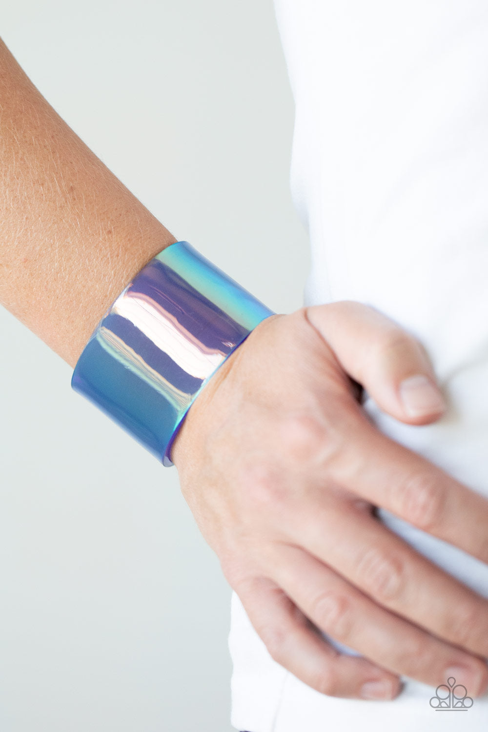 Paparazzi Holographic Aura - Blue Bracelet - Pusher P