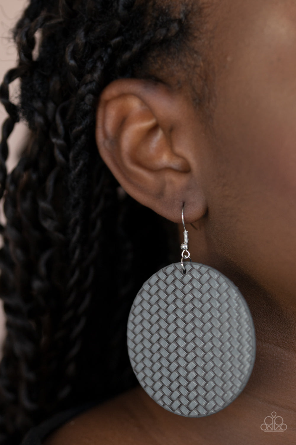 Paparazzi WEAVE Your Mark - Silver Earrings - Pusher P