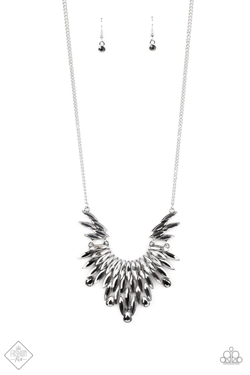 Paparazzi Leave it to LUXE - Silver Necklace - Pusher P