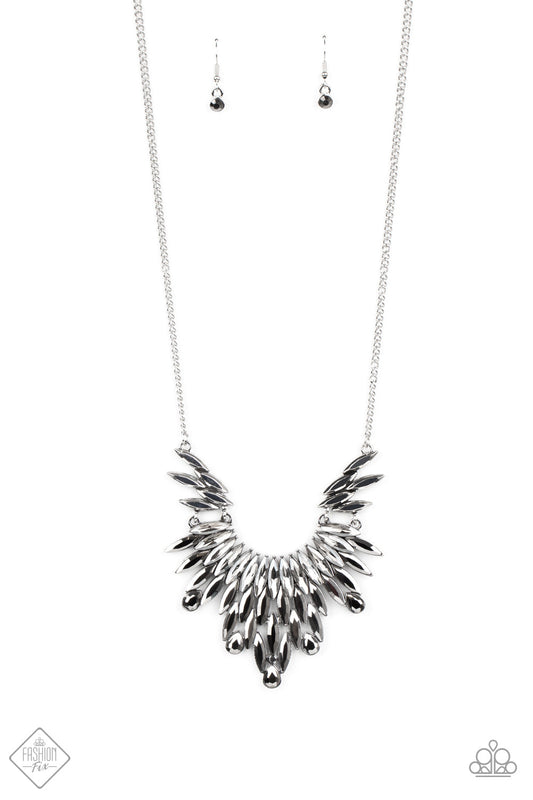 Paparazzi Leave it to LUXE - Silver Necklace - Pusher P