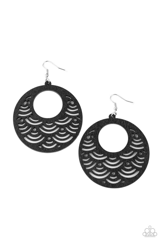 Paparazzi SEA Le Vie! - Black Earrings - Pusher P