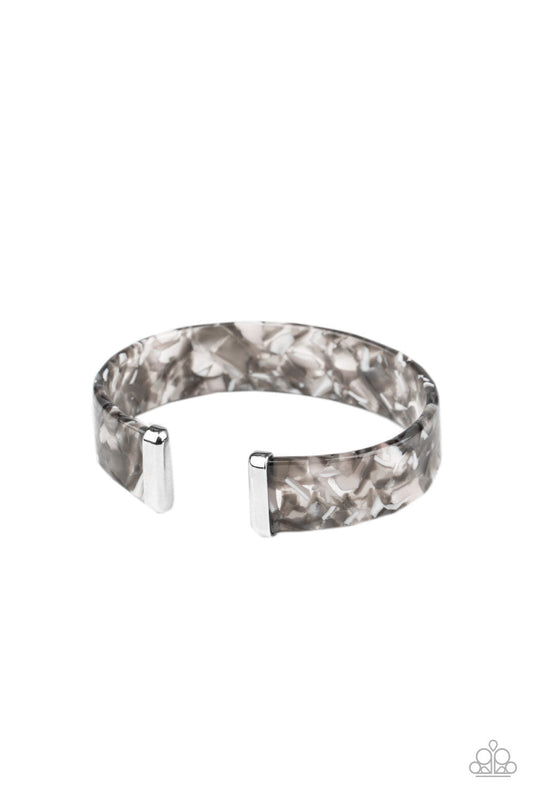 Paparazzi Its Getting HAUTE In Here - Black Acrylic Bracelet - Pusher P