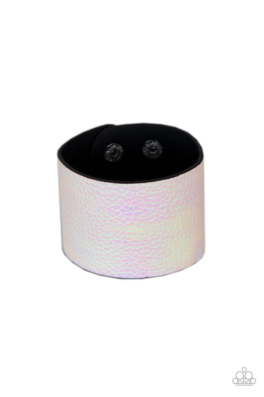 Paparazzi Cosmo Cruise - White Bracelet - Pusher P