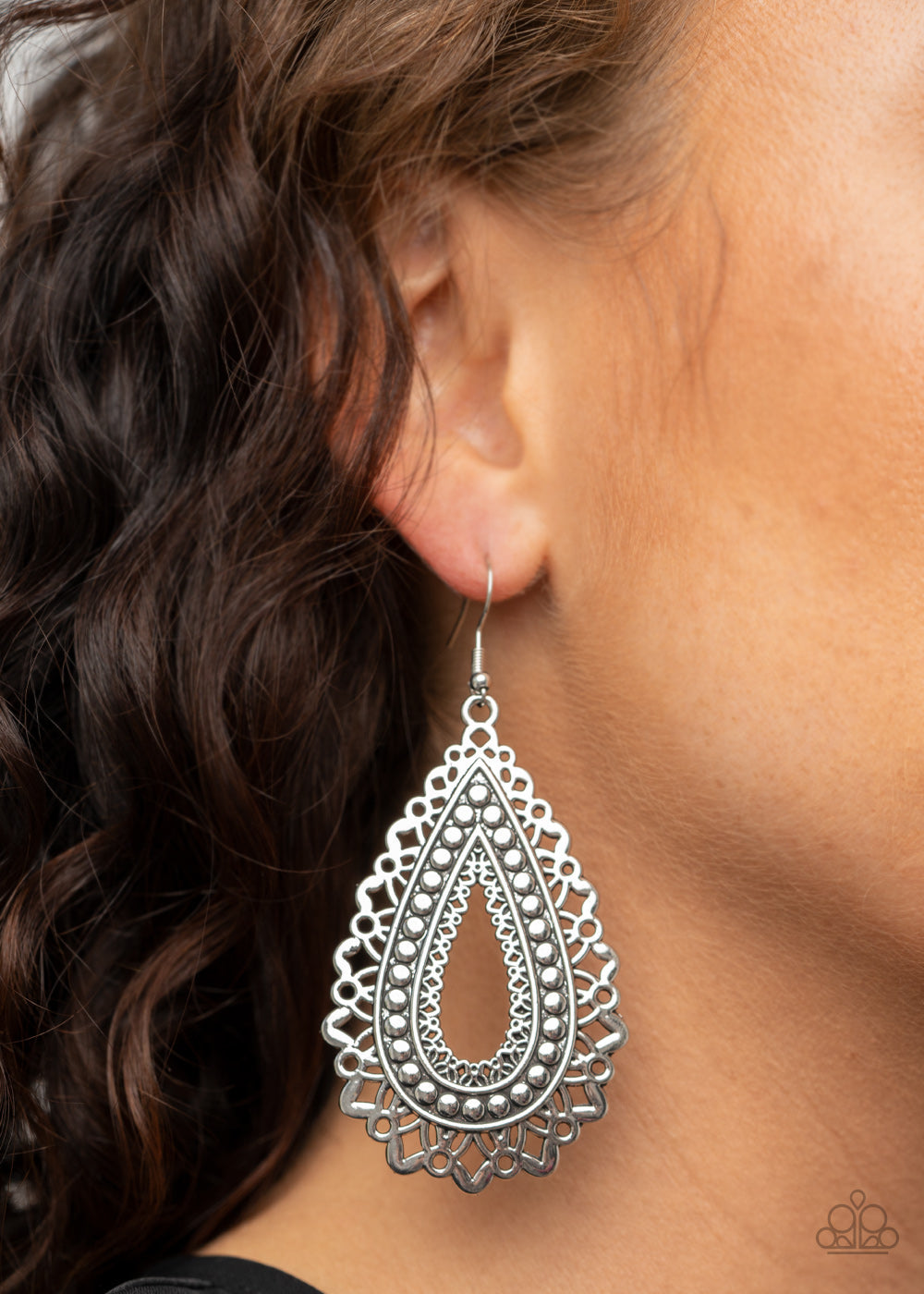 Paparazzi Texture Garden - Silver Earrings - Pusher P