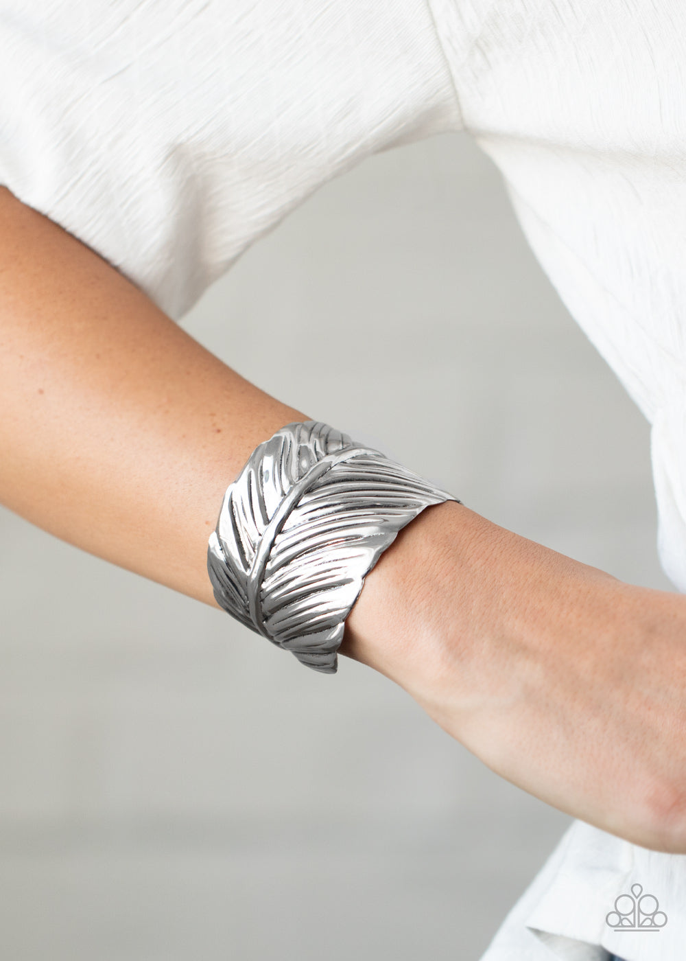 Paparazzi Where Theres a QUILL, Theres a Way - Silver Bracelet - Pusher P