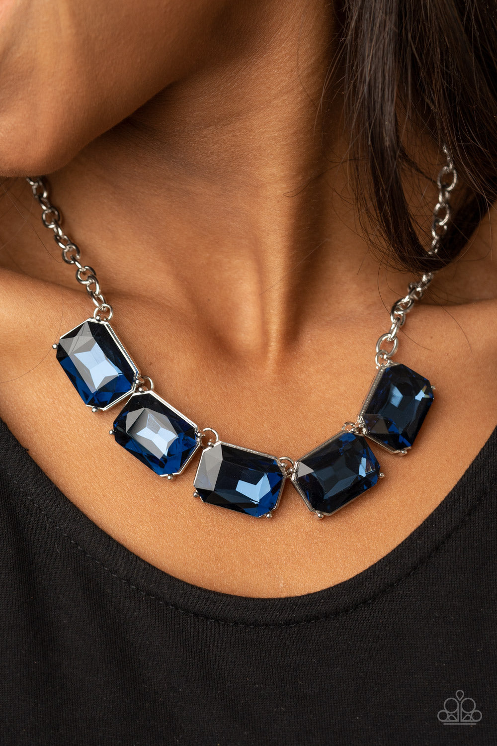 Paparazzi: Deep Freeze Diva - Blue Necklace - Pusher P