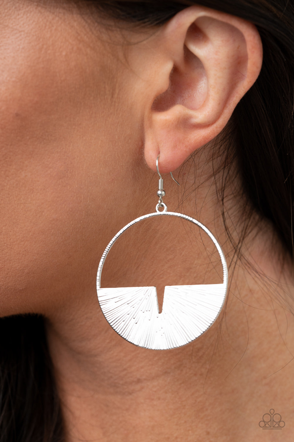 Paparazzi Reimagined Refinement - Silver Earrings