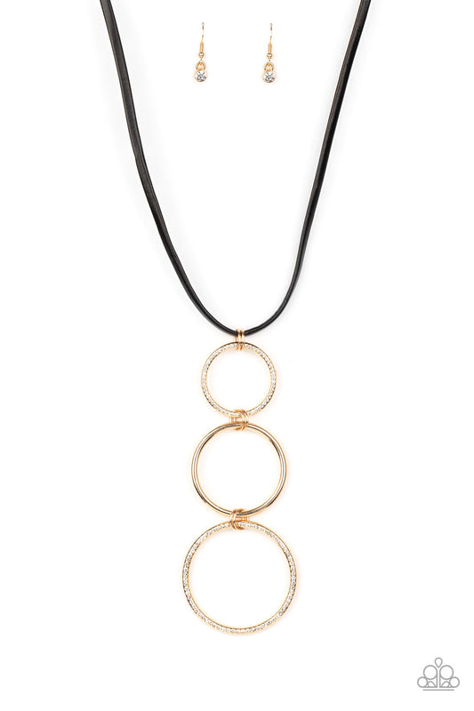 Paparazzi Curvy Couture - Gold Necklace