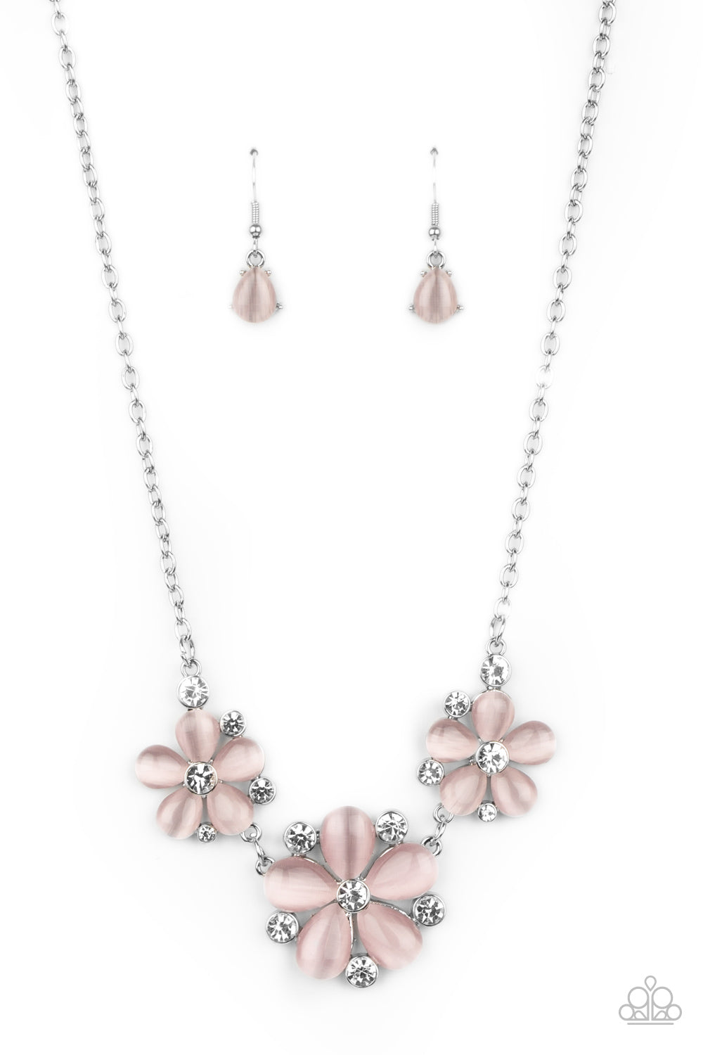 Paparazzi Effortlessly Efflorescent - Pink Necklace - Pusher P