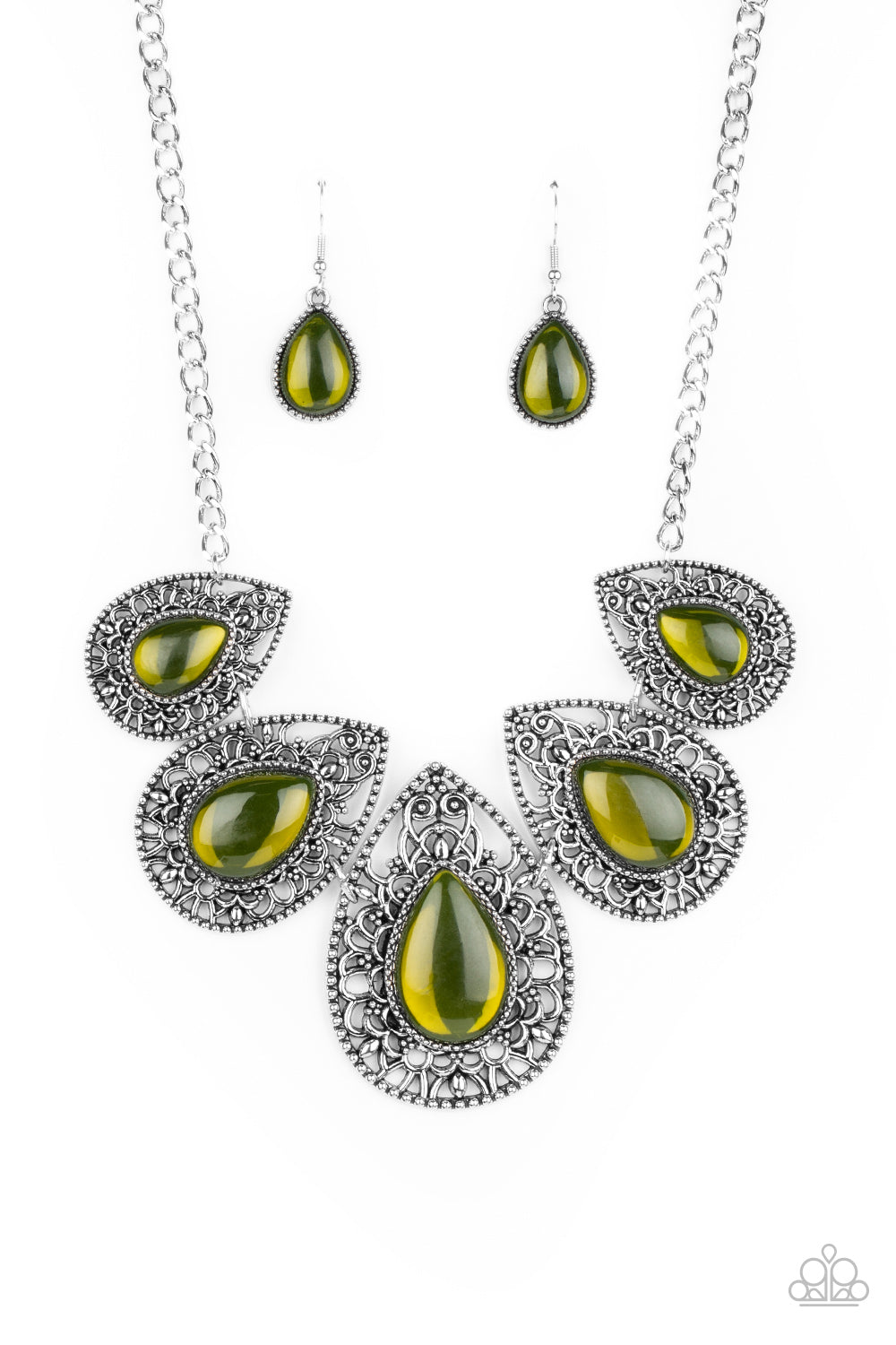 Paparazzi Opal Auras - Green Necklace - Pusher P