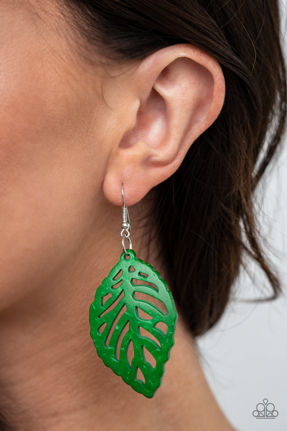Paparazzi LEAF Em Hanging - Green Earrings - Pusher P