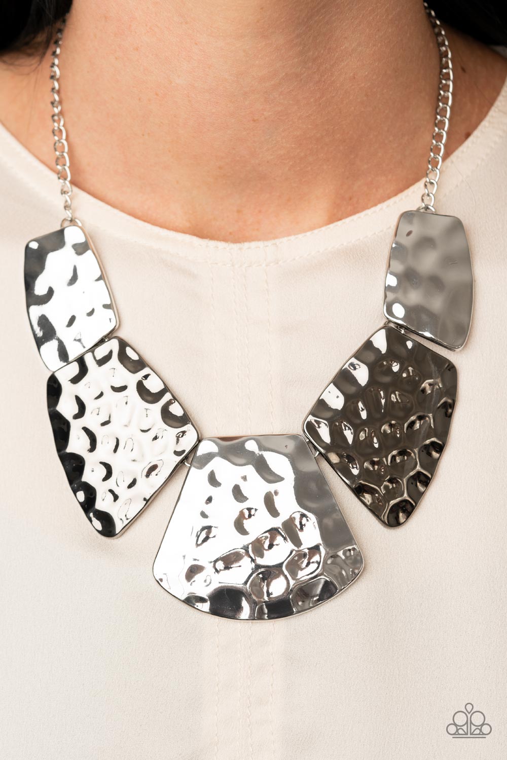 Paparazzi HAUTE Plates - Silver Necklace - Pusher P