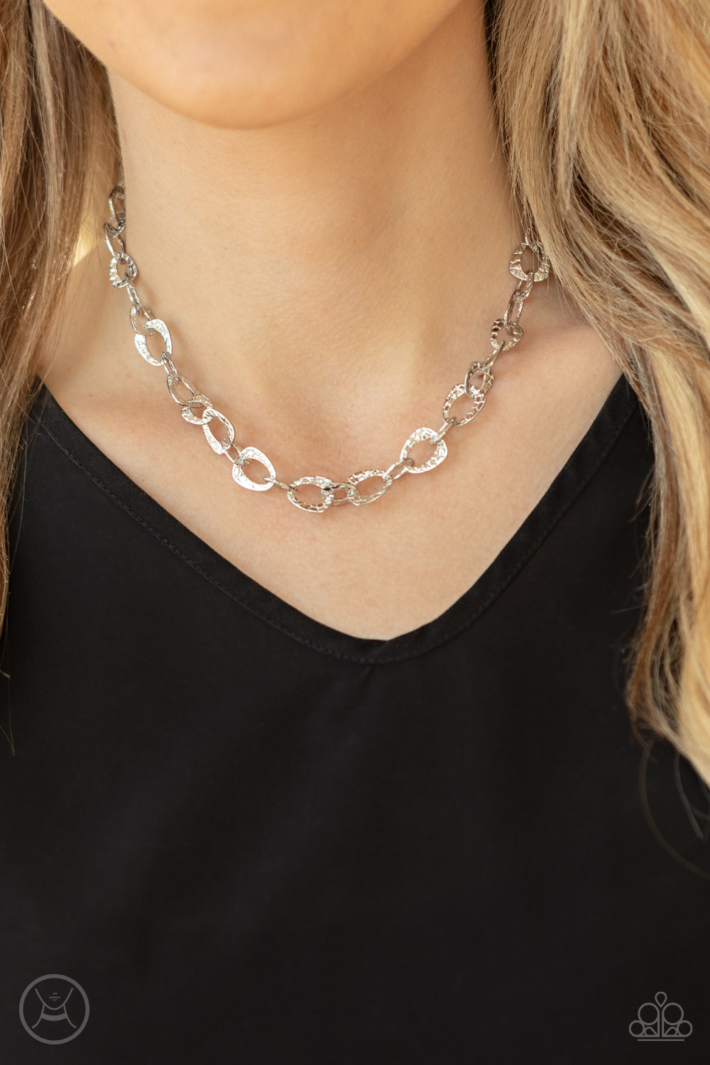 Paparazzi Urban Safari - Silver Necklace Choker - Pusher P