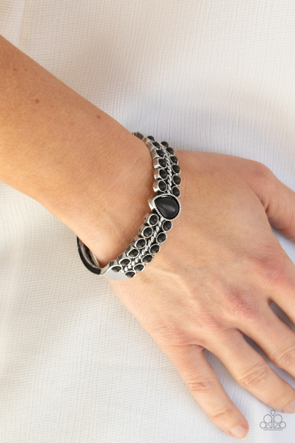 Paparazzi Nature Resort - Black Bracelet - Pusher P