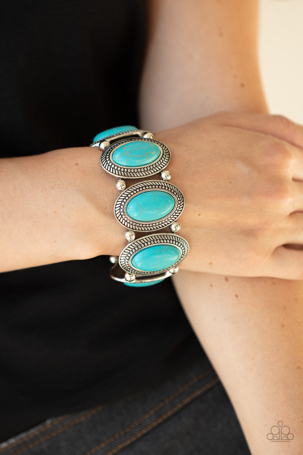Paparazzi Until The Cows Come HOMESTEAD - Blue Bracelet - Pusher P