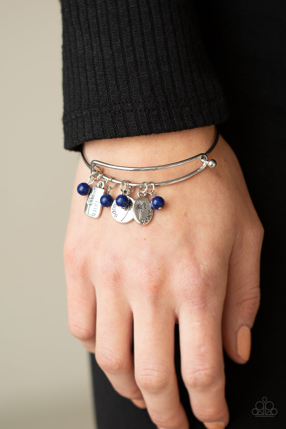 Paparazzi GROWING Strong - Blue Bracelet - Pusher P