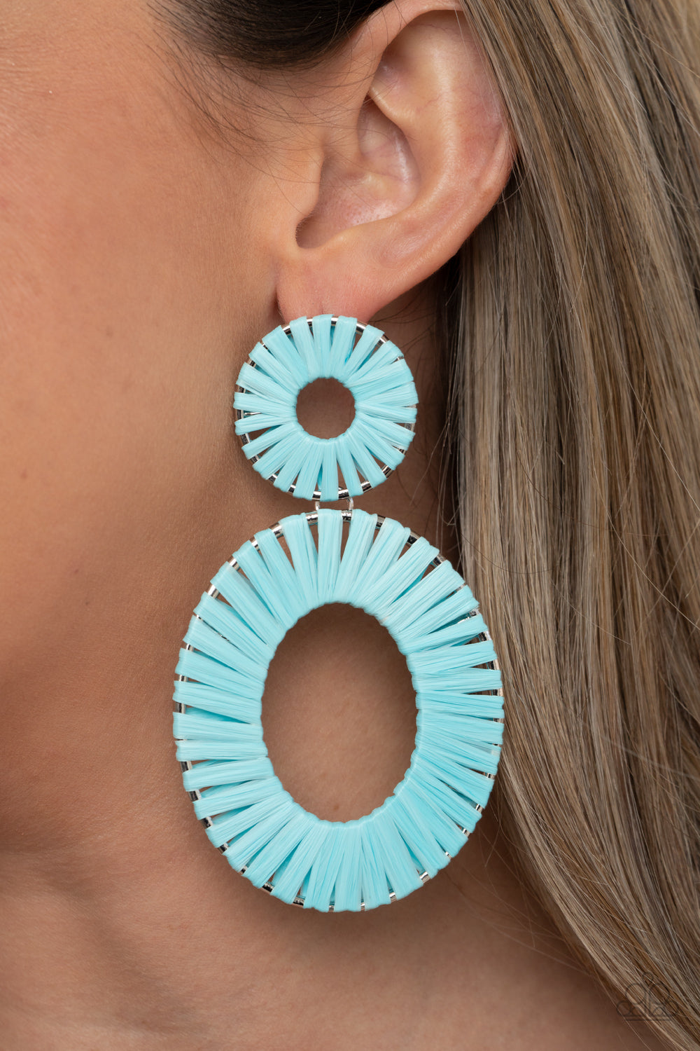 Paparazzi Foxy Flamenco - Blue Earrings - Pusher P