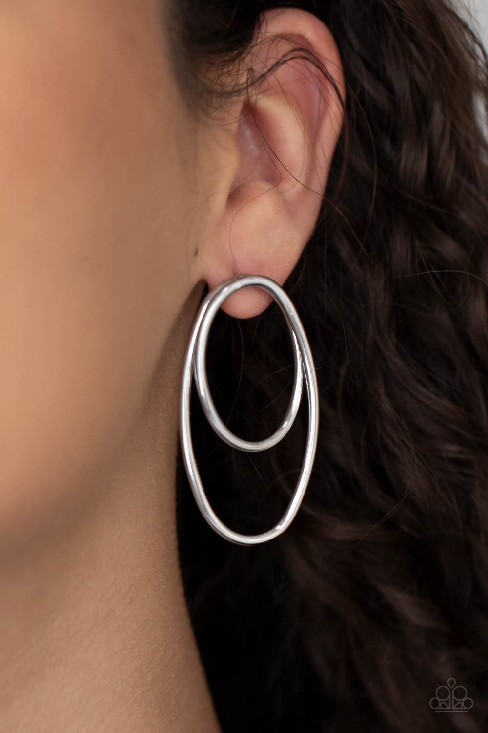 Paparazzi So OVAL-Dramatic - Silver Earrings - Pusher P