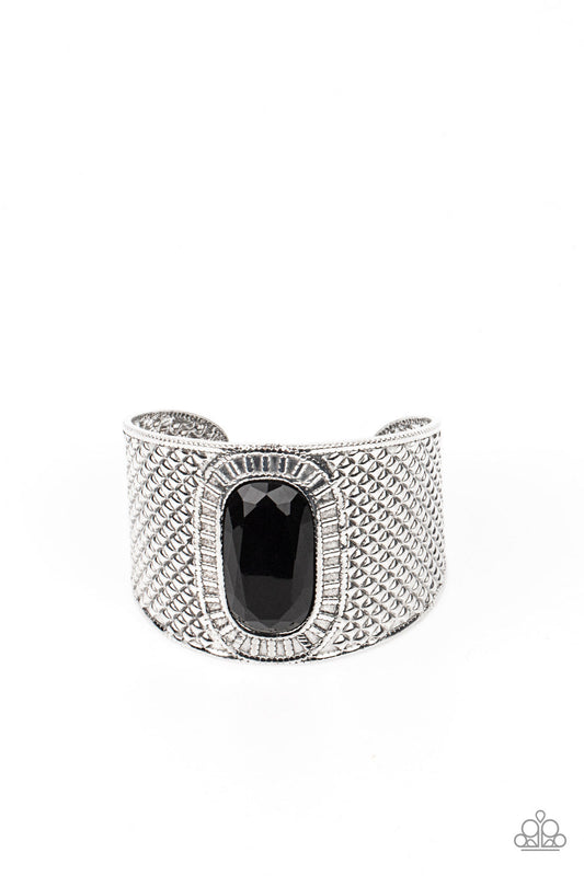 Paparazzi Poshly Pharaoh - Black Bracelet - Pusher P