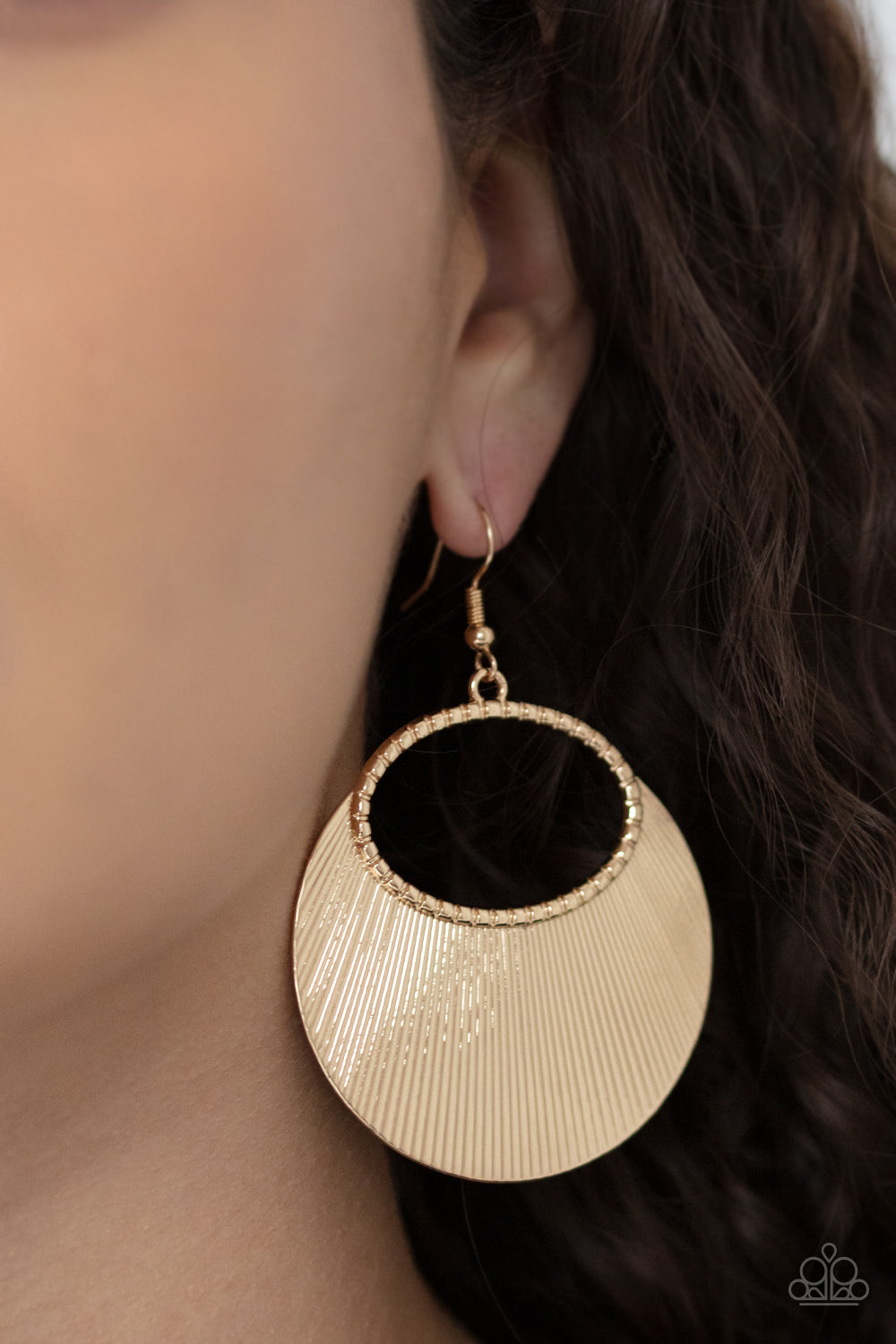 Paparazzi Fan Girl Glam - Gold Earrings - Pusher P