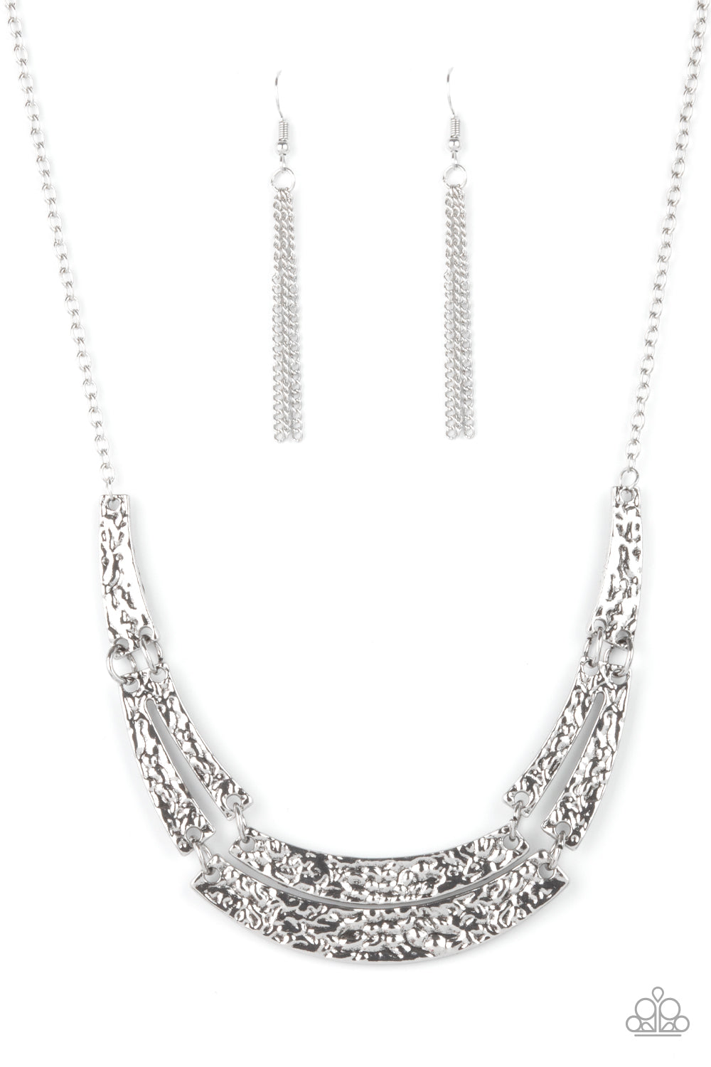 Paparazzi Stick To The ARTIFACTS - Silver Necklace - Pusher P