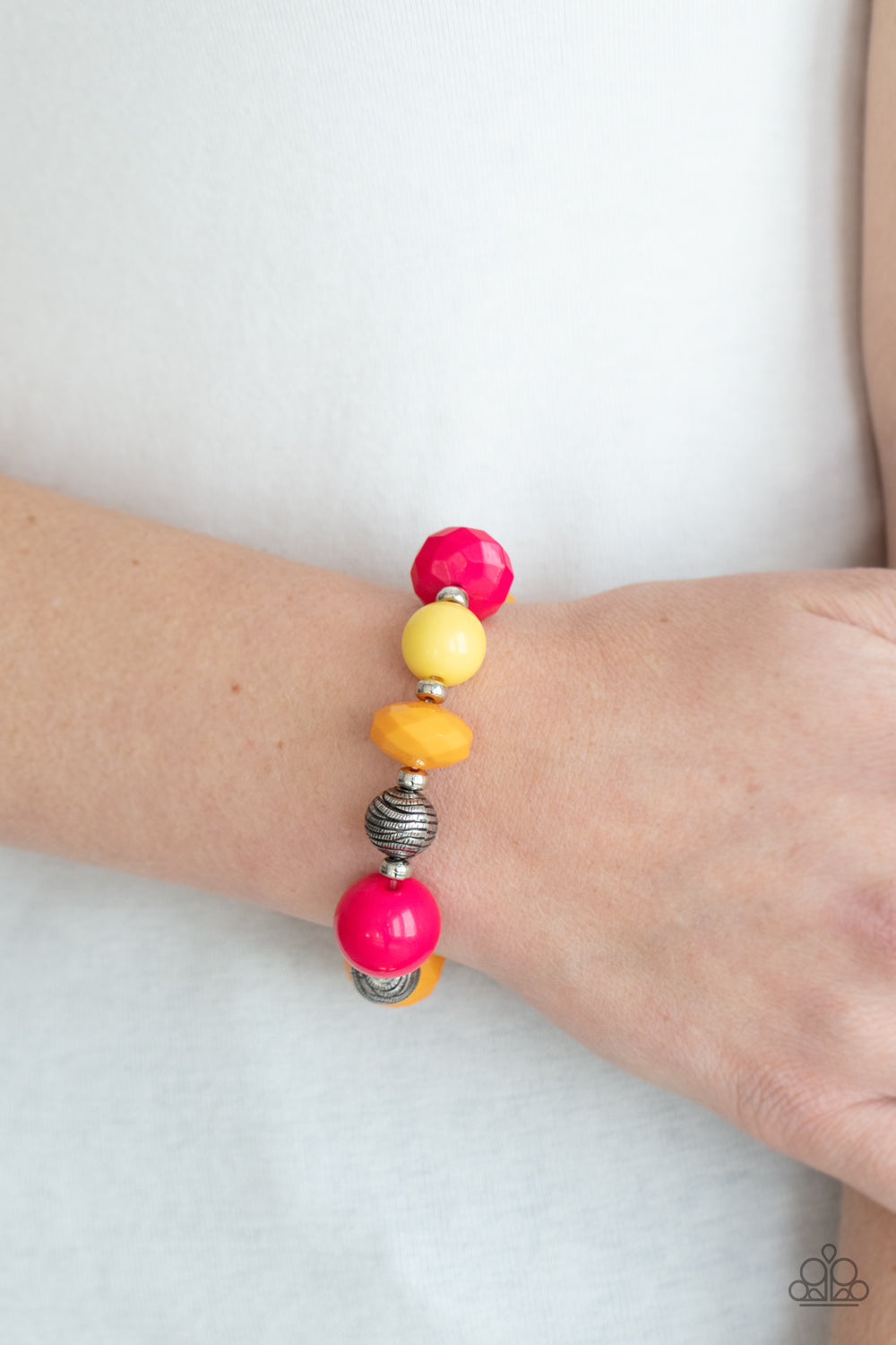 Paparazzi Day Trip Discovery - Multi Bracelet - Pusher P