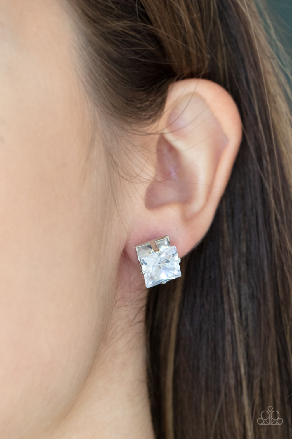 Paparazzi Times Square Timeless - White Earrings - Pusher P