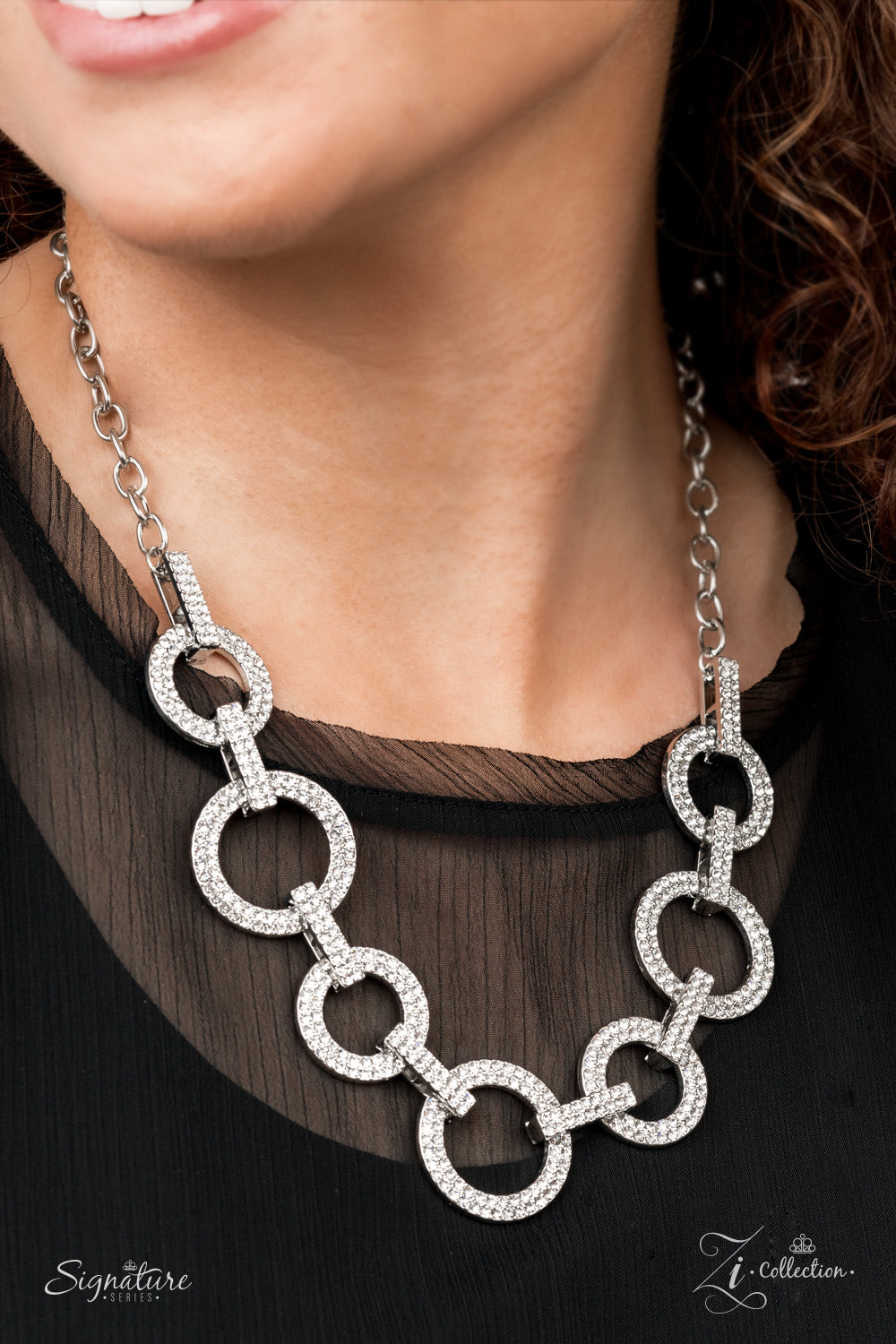Paparazzi The Missy 2021 Zi Collection White Necklace - Pusher P