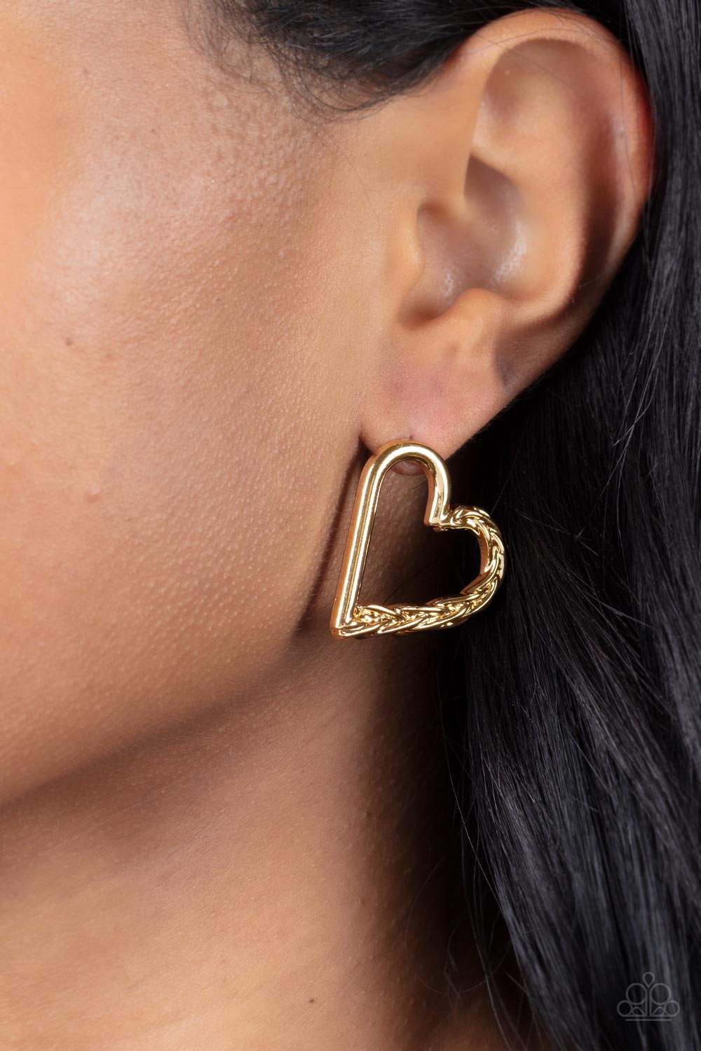 Paparazzi Cupid, Who? - Gold Earrings - Pusher P
