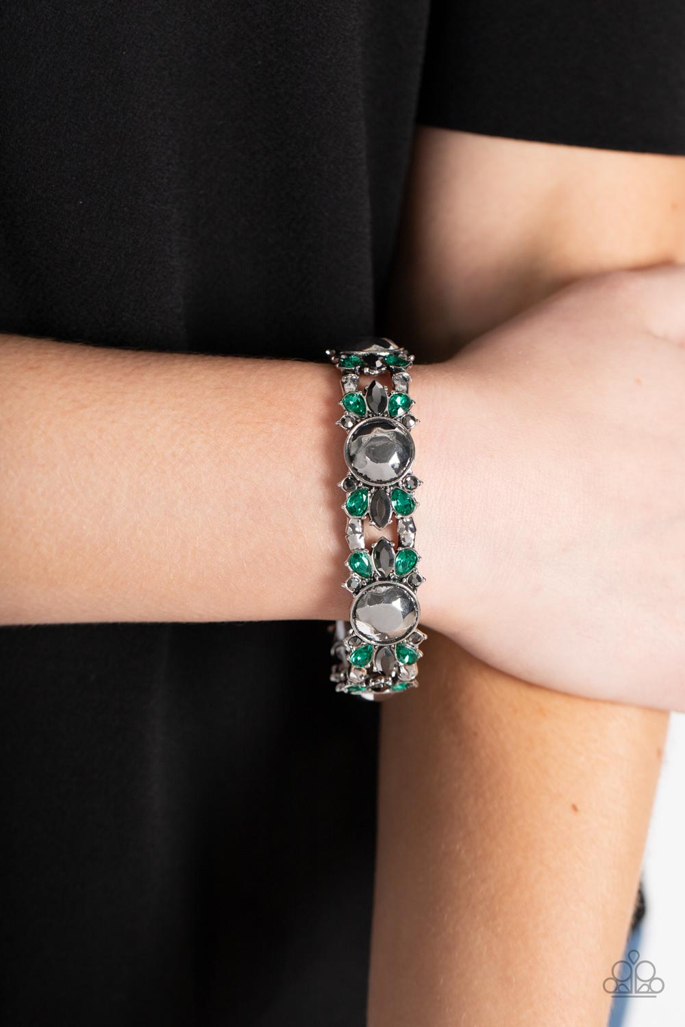 Paparazzi Definitively Diva - Green Bracelet - Pusher P