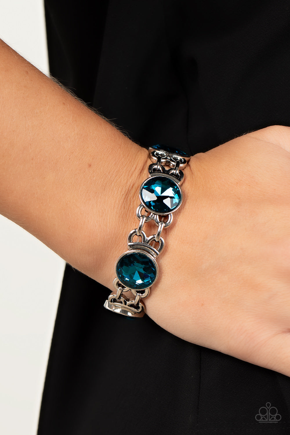 Paparazzi Devoted to Drama - Blue Bracelet - Pusher P