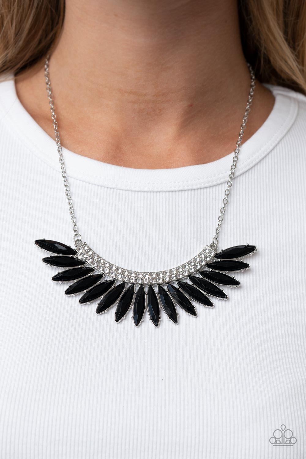Flauntable Flamboyance - Black - Pusher P