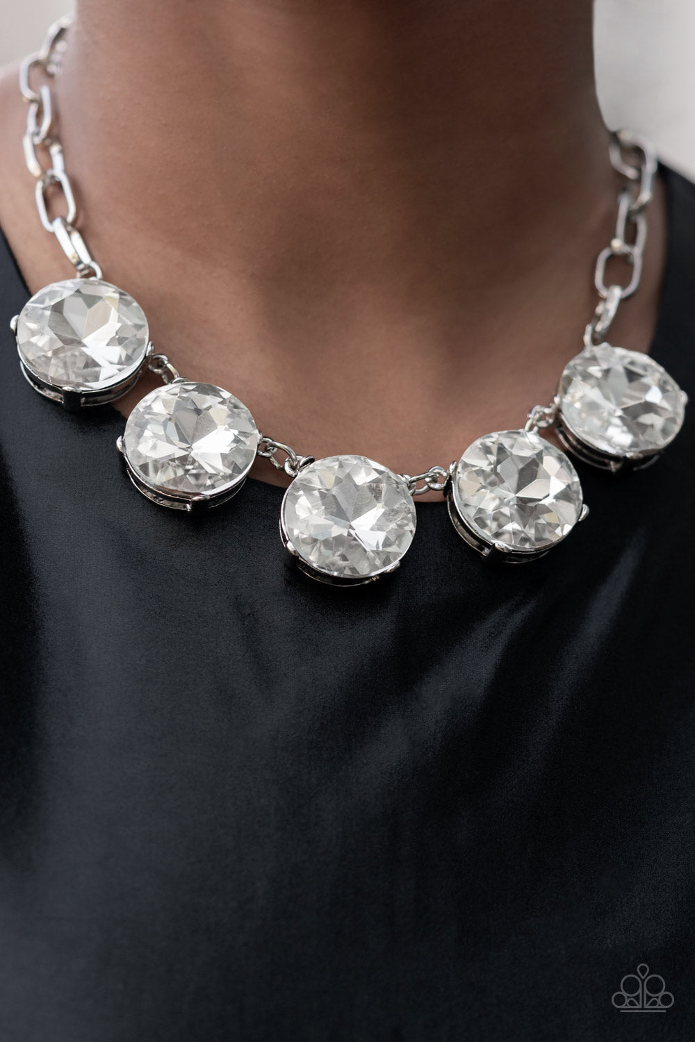 Paparazzi Limelight Luxury - White Necklace - Pusher P