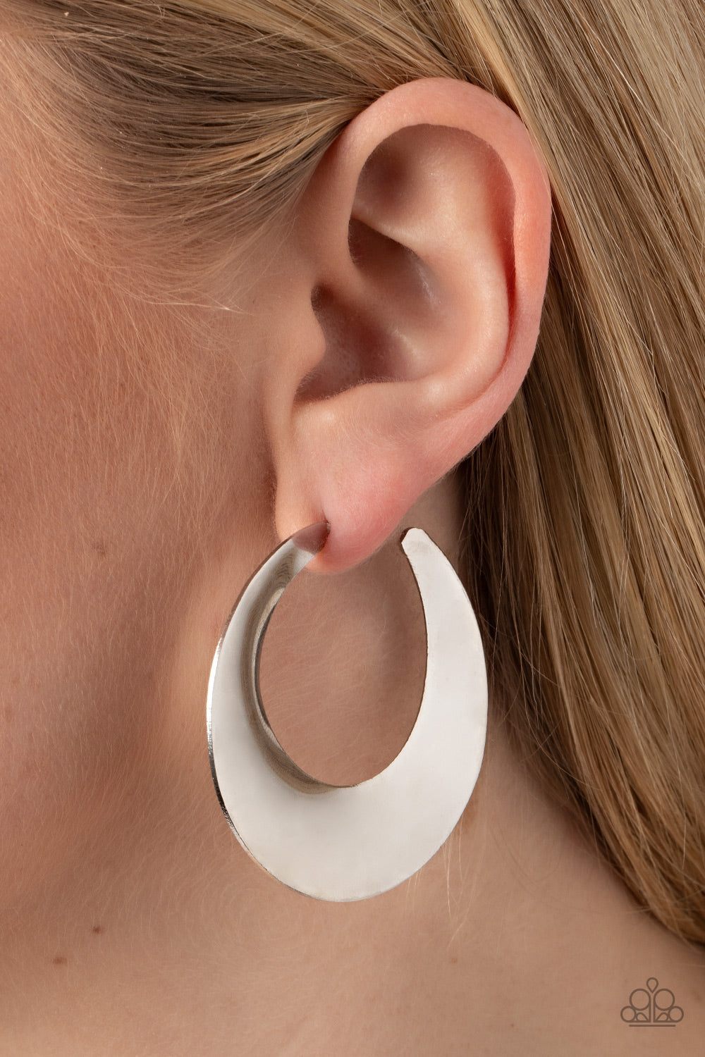Paparazzi Power Curves - Silver Earrings - Pusher P