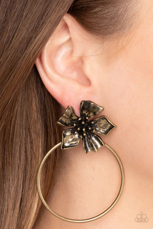 Pusher P Buttercup Bliss - Brass Earrings