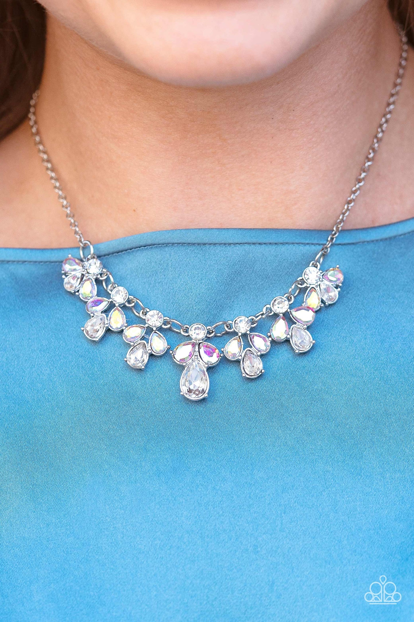 Paparazzi See in a New STARLIGHT - White Necklace - Pusher P