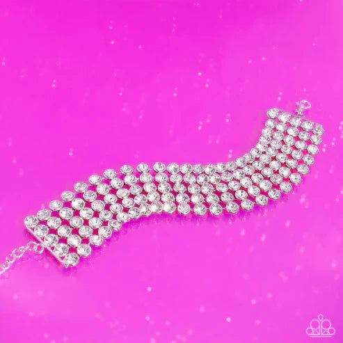 GLASSY Gallery - White Bracelet