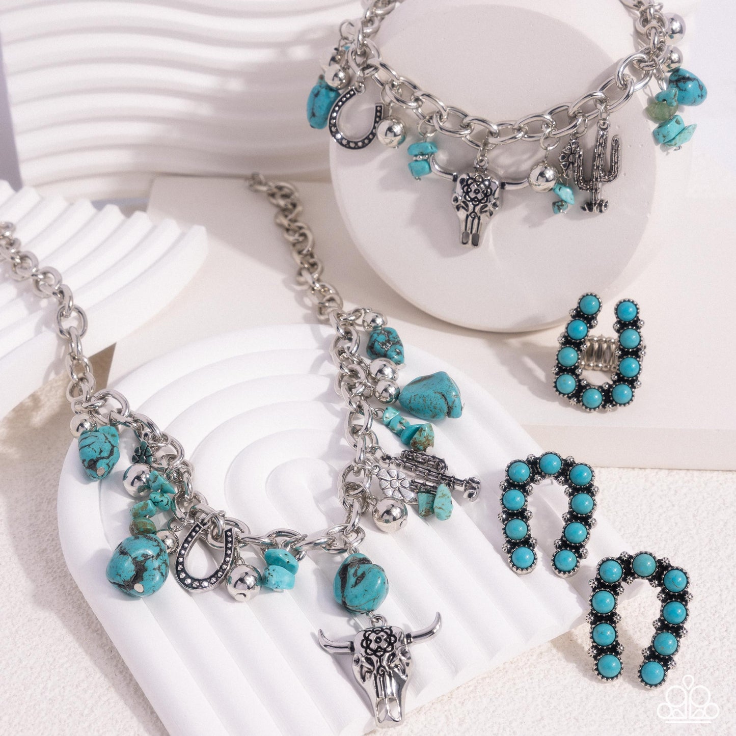Fashion Fix September 2024-Simply Santa Fe 4 Piece Set