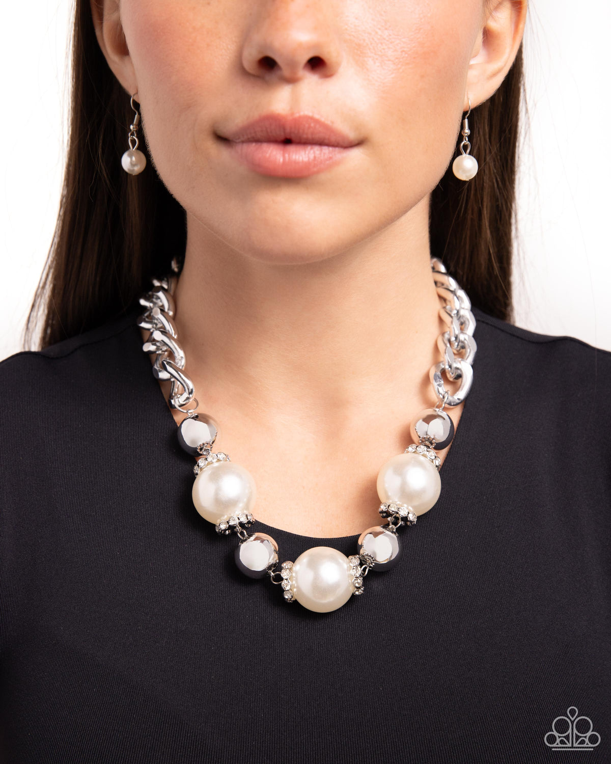 Generously Glossy - White Necklace | Paparazzi Accessories