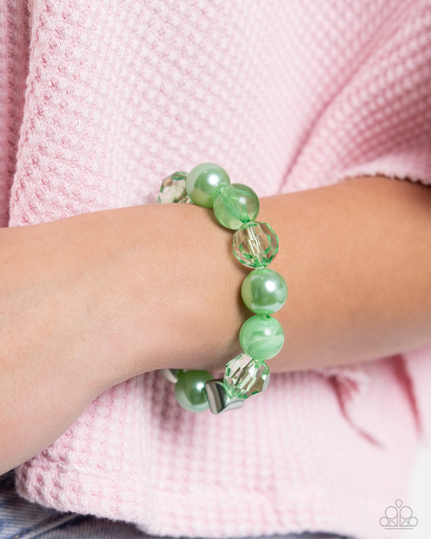 Plentiful Pearls - Green Necklace and Plentiful Pigment - Green Bracelet 2 Piece Set
