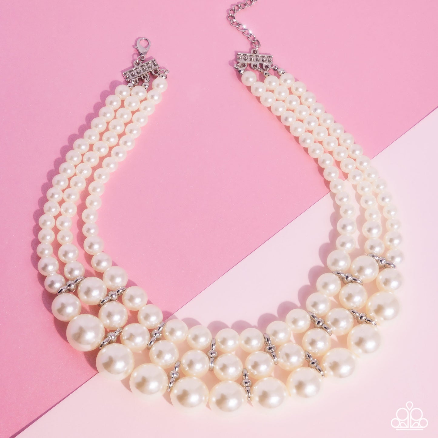 Glossy Gala - White Pearl Necklace