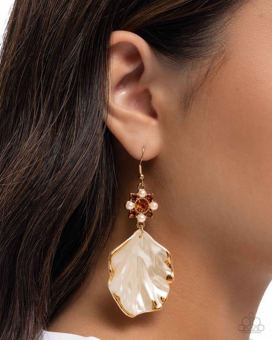 Coastal Candidate - Brown Earrings