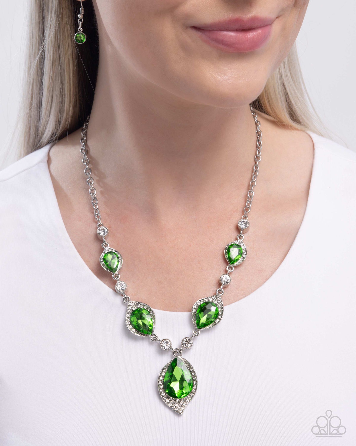 SPADES of Shimmer - Green Necklace