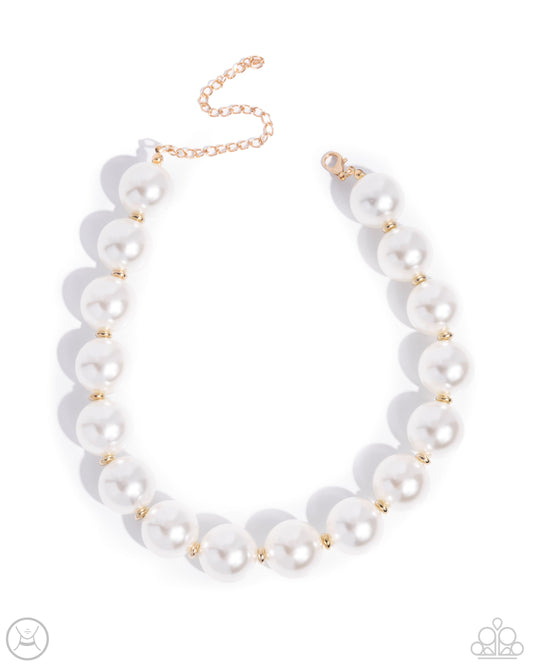 Pronounced Pearls - Gold Necklace