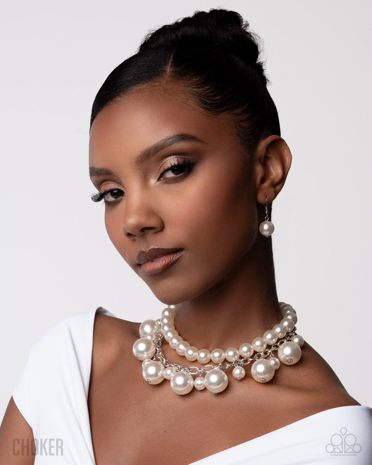Sophisticated to the Max - White Necklace | Paparazzi Accessories