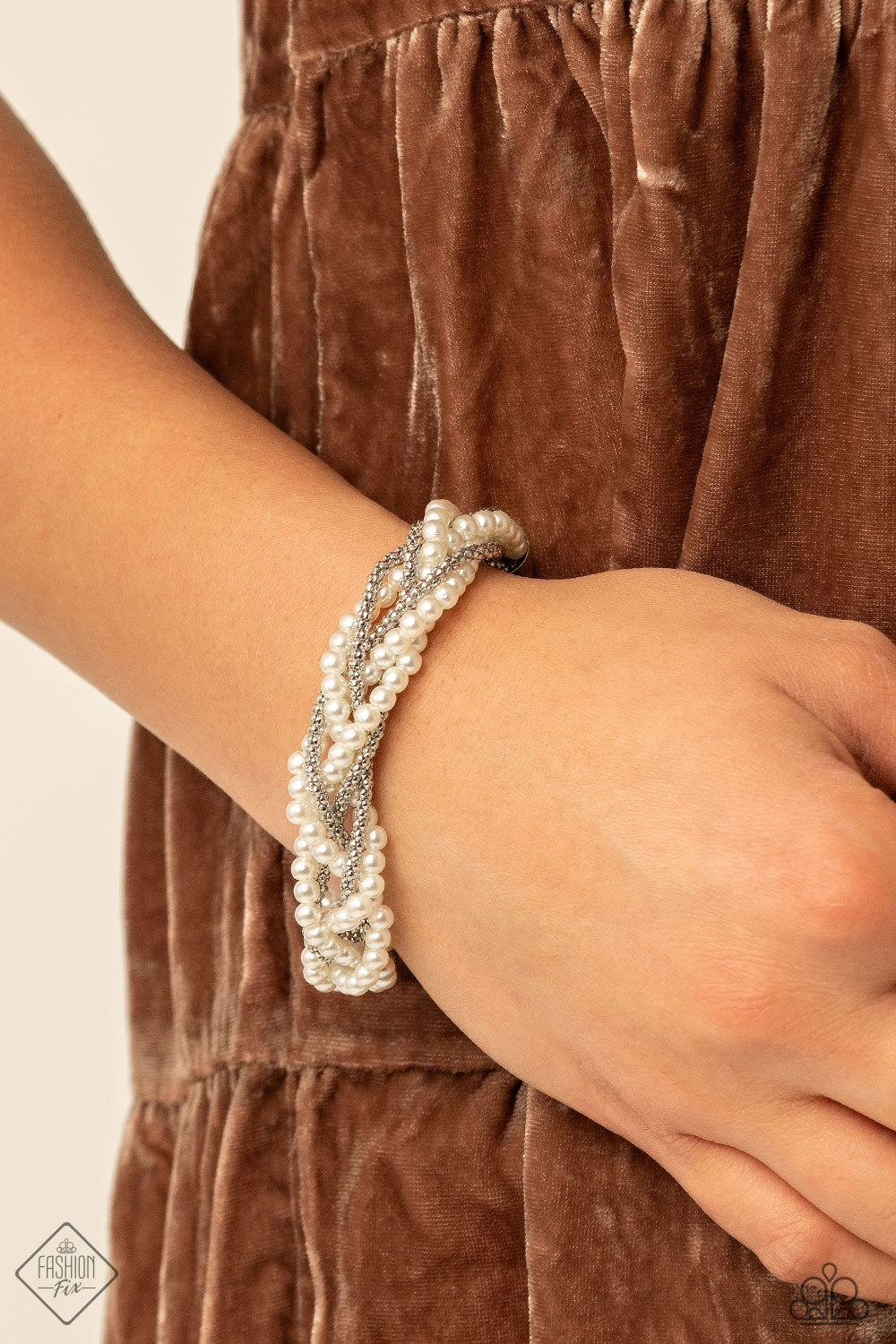 Paparazzi Fiercely 5th Avenue - March's Fashion Fix 2021 Complete Trend Blend - Pusher P