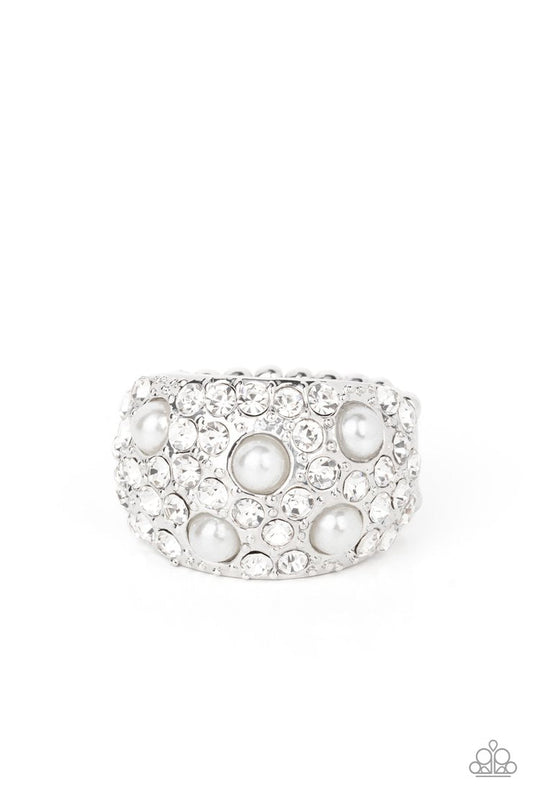 Paparazzi Gatsby's Girl - White Ring - Pusher P