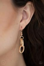 Paparazzi Urban Uplink - Gold Chain Choker - Pusher P