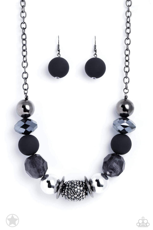 Limited Edition - Paparazzi A Warm Welcome - Black Necklace Paparazzi Jewelry Images
